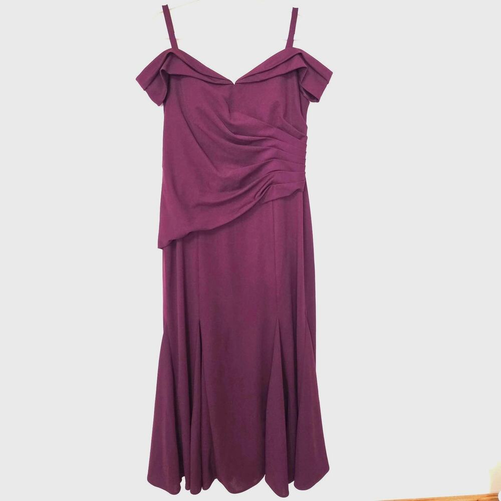 Oleg Cassini 14W Formal Black Tie Full Length Off The Shoulder Maroon Dress